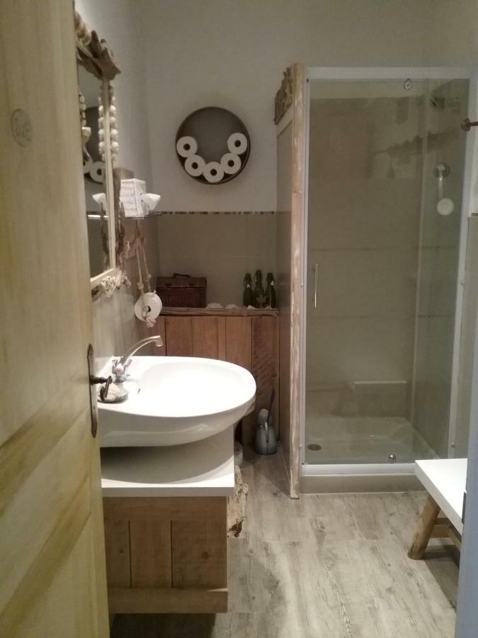 Le Petit Fabre Hotel Montagnac  Ngoại thất bức ảnh